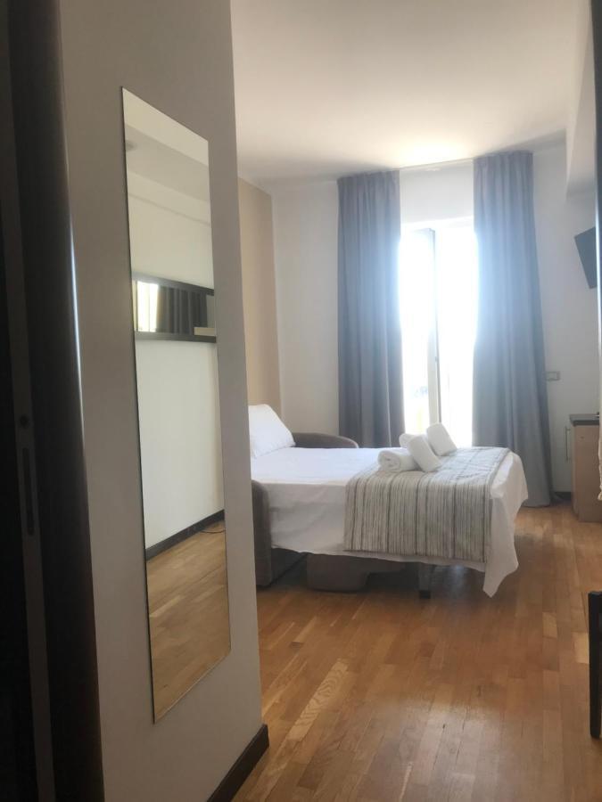 Hotel Royal San Benedetto del Tronto Exteriör bild