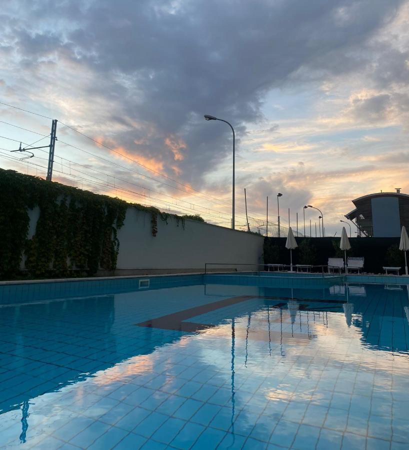 Hotel Royal San Benedetto del Tronto Exteriör bild