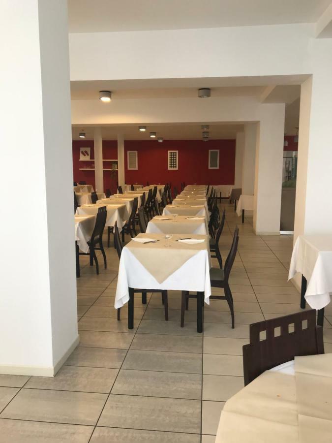 Hotel Royal San Benedetto del Tronto Exteriör bild