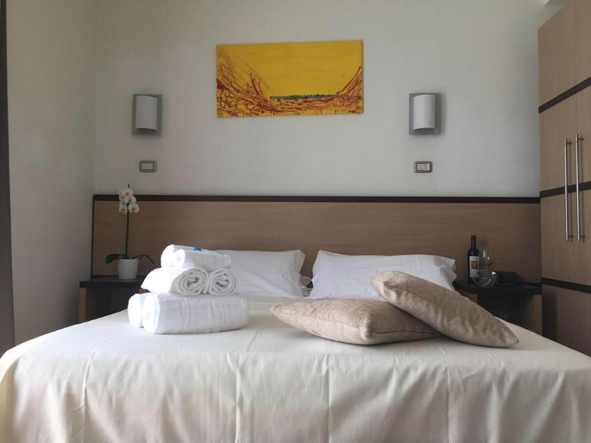 Hotel Royal San Benedetto del Tronto Exteriör bild
