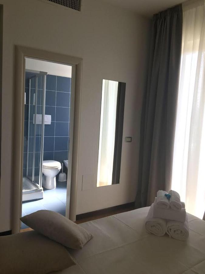 Hotel Royal San Benedetto del Tronto Exteriör bild